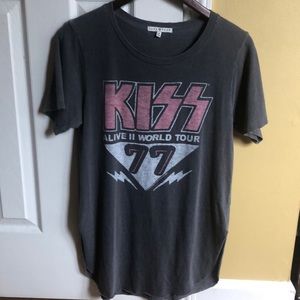 New without Tags ! Junk Food Size Medium Kiss Shirt